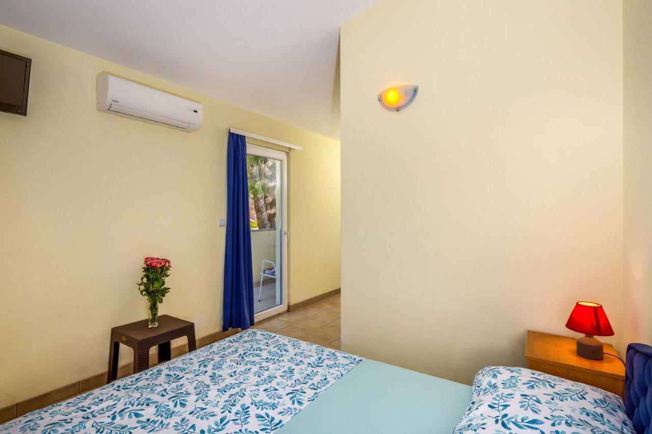 Apartments & Restaurant Galeb Marusici  Exterior foto